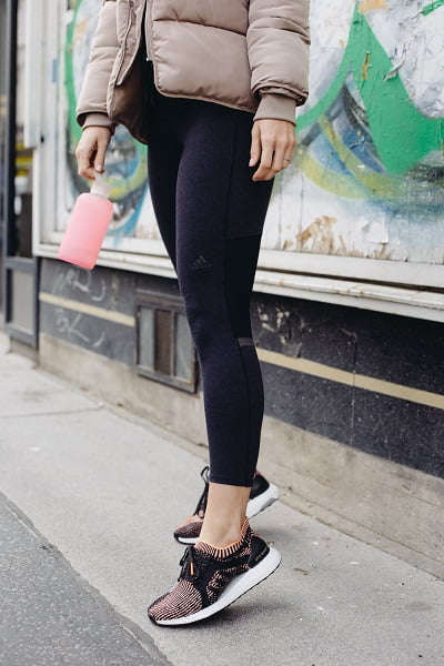 Inspiración: looks con zapatillas para toda la semana