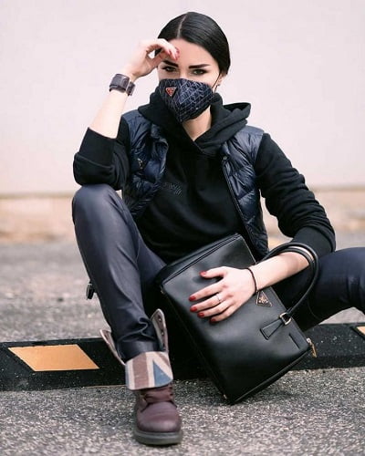 Los mejores looks con mascarilla, muchas ideas para inspirarte